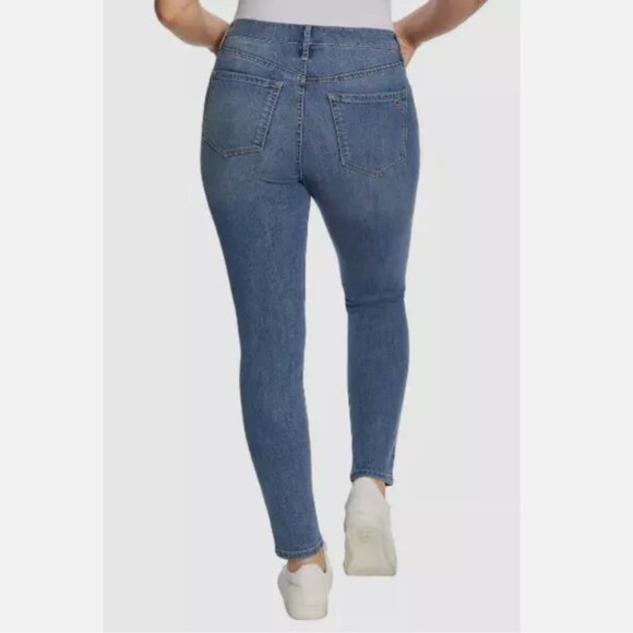 Jessica Simpson High Rise Skinny Jean - Light Blue - NWT - Picture 3 of 4